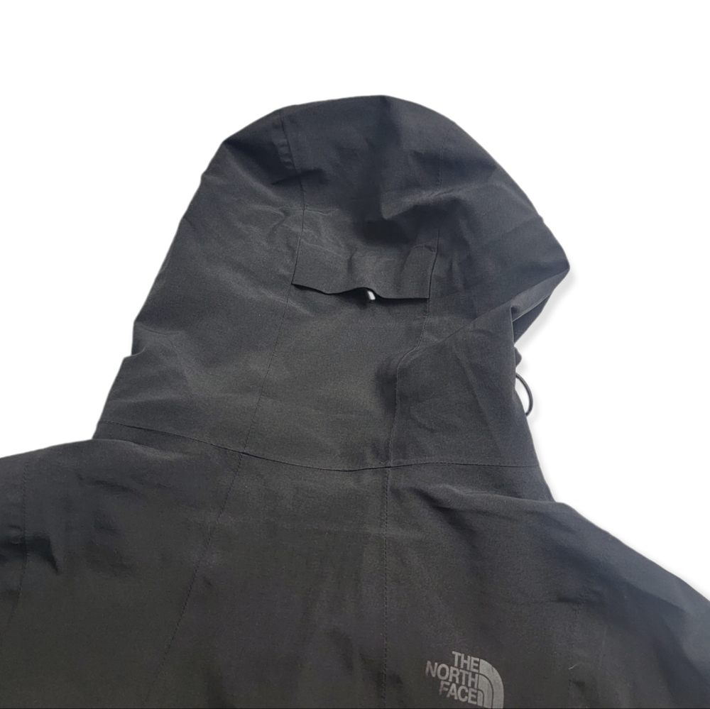 59. The North Face Hyvent 2.5L Full Zip Shell Jacket - Picture 5 of 8